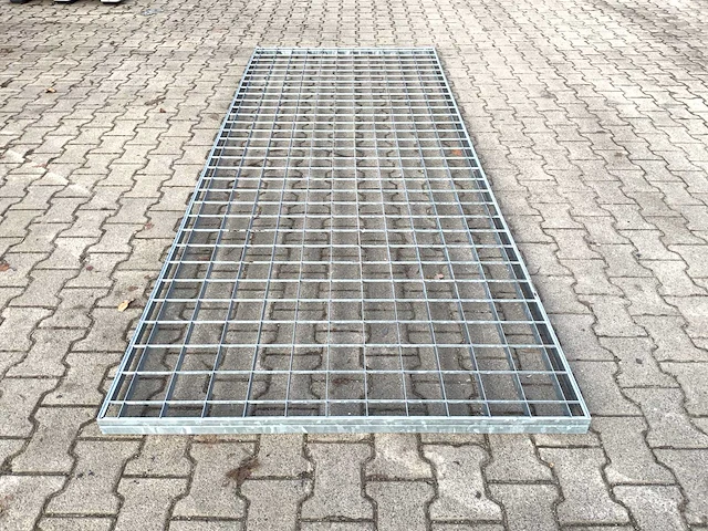 Stalen roostervloer 3100 x 1190 mm (21x) - afbeelding 15 van  16