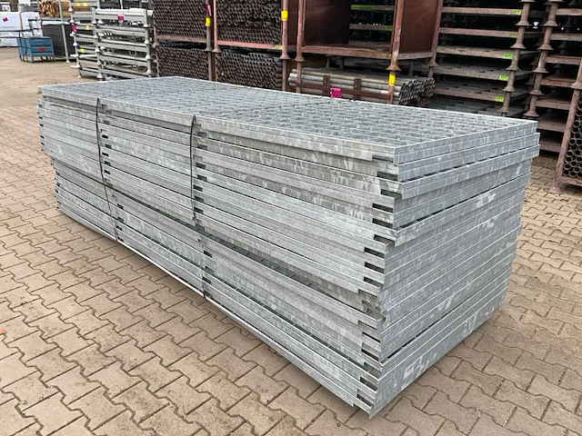 Stalen roostervloer 3100 x 1190 mm (21x) - afbeelding 2 van  16