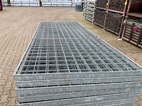 Stalen roostervloer 3100 x 1190 mm (21x) - afbeelding 3 van  16