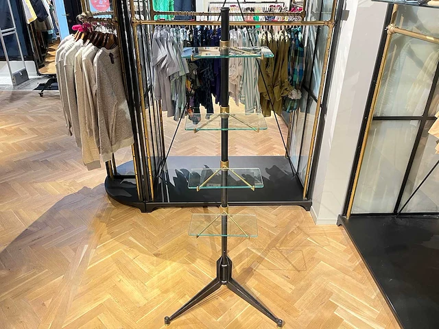 Stalen schoenendisplay - afbeelding 4 van  5