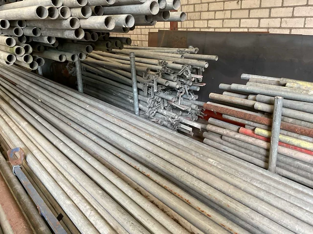 Stalen steiger - afbeelding 21 van  25