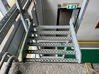 Stalen trap - afbeelding 2 van  8