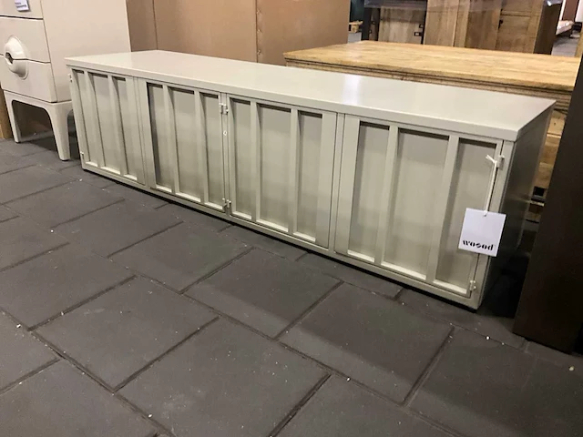 Stalen tv meubel - afbeelding 1 van  6