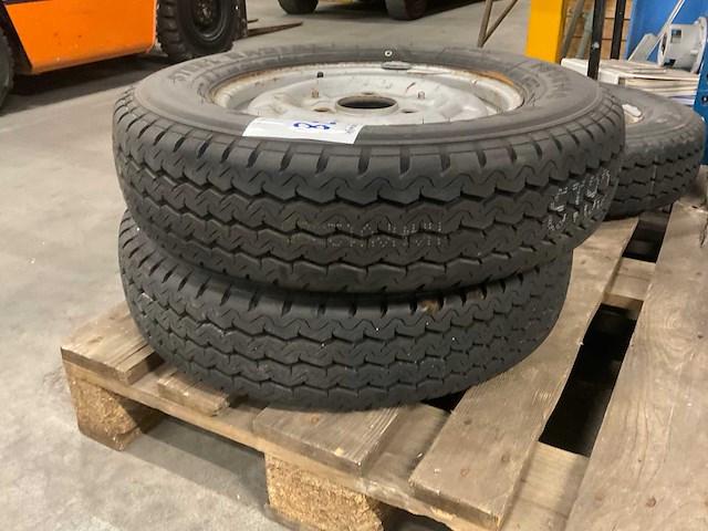 Stalen velgen met band (3x) - afbeelding 2 van  5