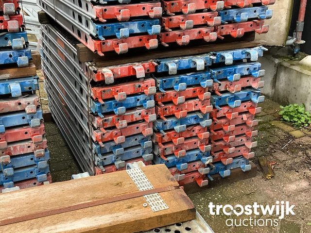 Stalen vlonder buisoplegging - afbeelding 3 van  5