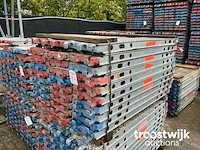 Stalen vlonder buisoplegging - afbeelding 1 van  5