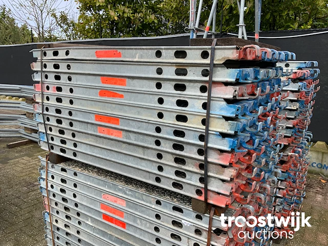 Stalen vlonder buisoplegging - afbeelding 2 van  5