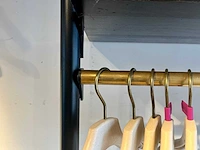 Stalen wandrek met houten legborden - afbeelding 4 van  8