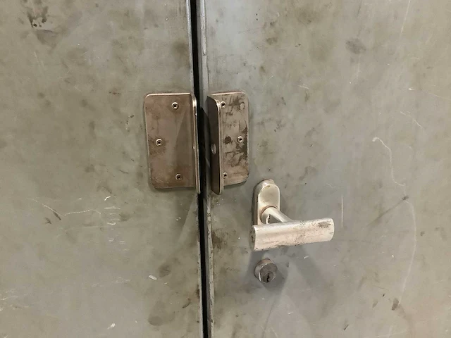 Stalen werkplaats kast - afbeelding 2 van  3