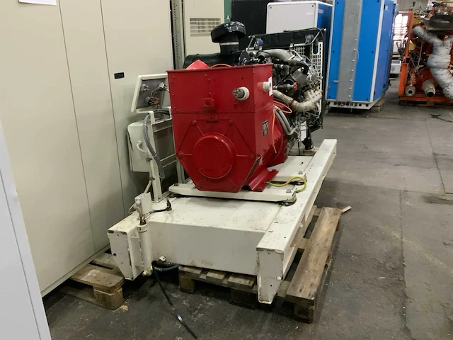 Stamford/perkins uci274f16 diesel aggregaat - afbeelding 10 van  17
