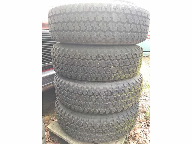 Standaard 8-gaats - 9,50 8x165,1 - velg (4x) - afbeelding 2 van  6