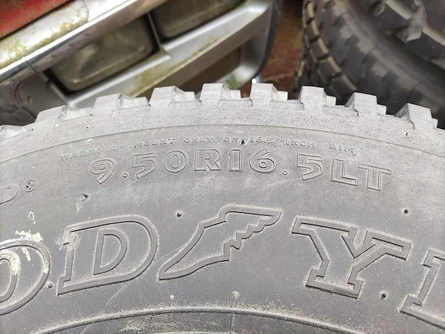 Standaard 8-gaats - 9,50 8x165,1 - velg (4x) - afbeelding 6 van  6