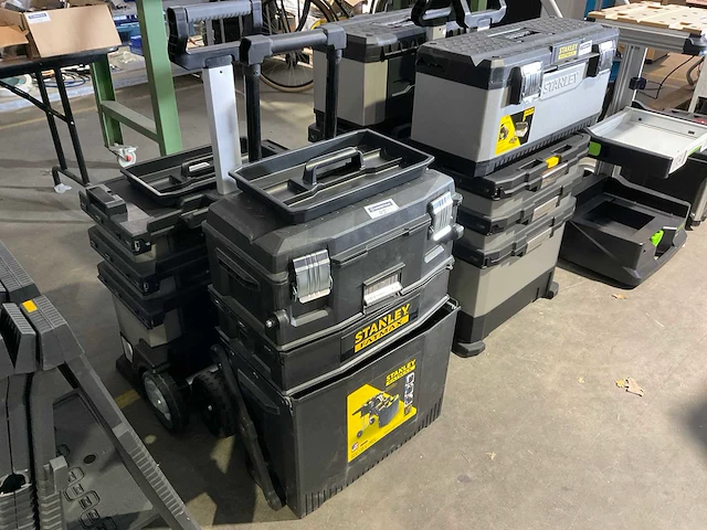 Stanley fatmax gereedschaps trolley - afbeelding 1 van  2