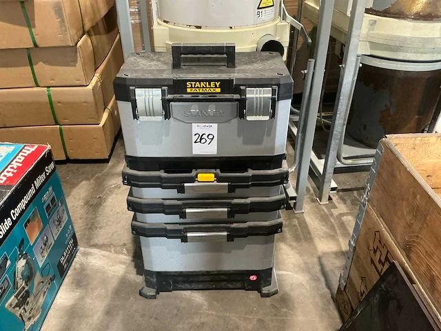 Stanley fatmax gereedschapskoffer - afbeelding 1 van  7