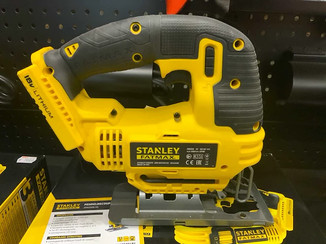 Stanley fmc650b-xj decoupeerzaag - afbeelding 3 van  4