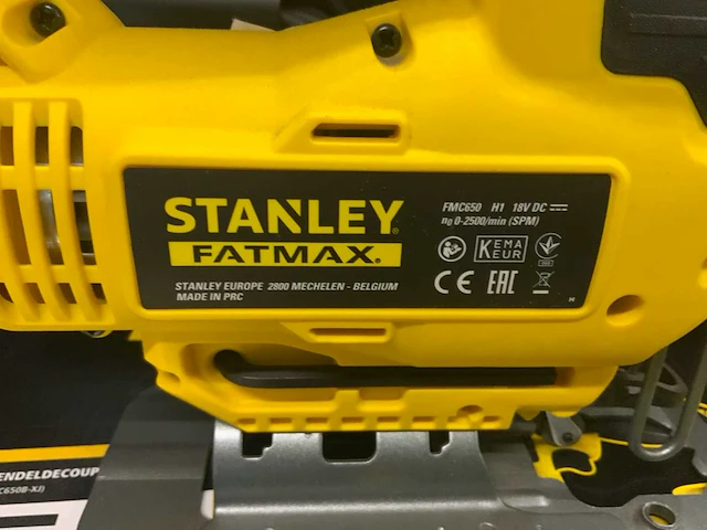 Stanley fmc650b-xj decoupeerzaag - afbeelding 4 van  4