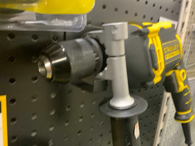 Stanley fmeh750 boormachine - afbeelding 2 van  3