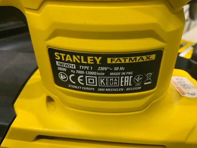 Stanley fmew214 schuurmachine - afbeelding 2 van  3