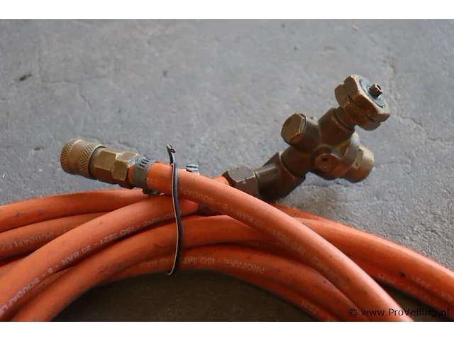 Stanley gereedschapskoffer incl. handgereedschap & soldeerbrander met slang - afbeelding 5 van  9