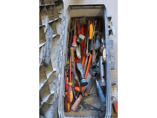Stanley gereedschapskoffer incl. handgereedschap & soldeerbrander met slang - afbeelding 8 van  9