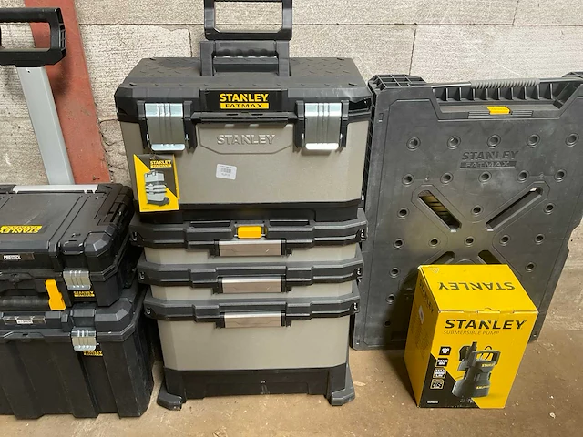 Stanley & kristenberg gereedschapskoffer (4x) - afbeelding 5 van  10
