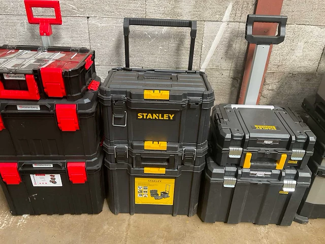 Stanley & kristenberg gereedschapskoffer (4x) - afbeelding 9 van  10