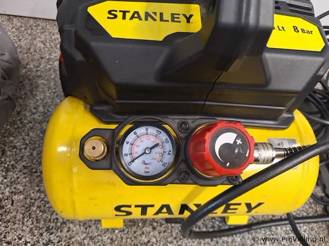Stanley luchtcompressor incl. luchtpistolen - afbeelding 2 van  6
