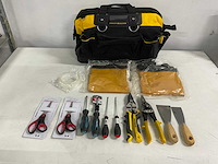 Stanley-makita - gereedschapstas inclusief diverse handgereedschap - afbeelding 1 van  3