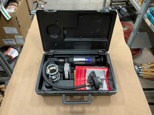 Stant st 270 12270 cooling system pressure tester - afbeelding 2 van  4