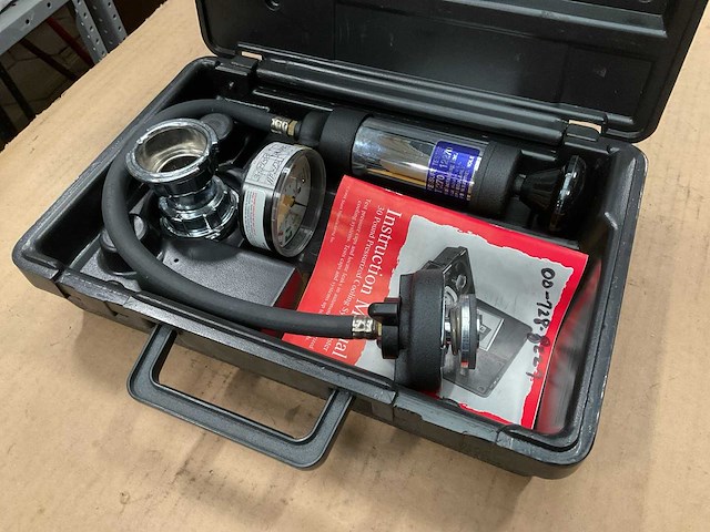 Stant st 270 12270 cooling system pressure tester - afbeelding 3 van  4