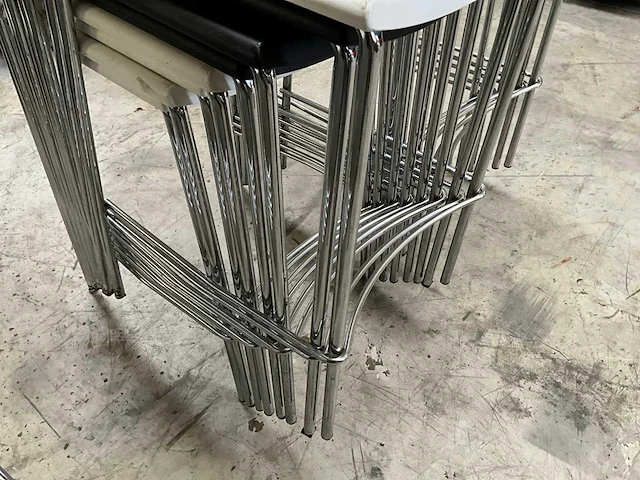 Stapelbare barstoel (12x) - afbeelding 4 van  6
