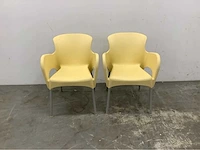 Stapelbare kunststof stoel (80x) - afbeelding 1 van  4