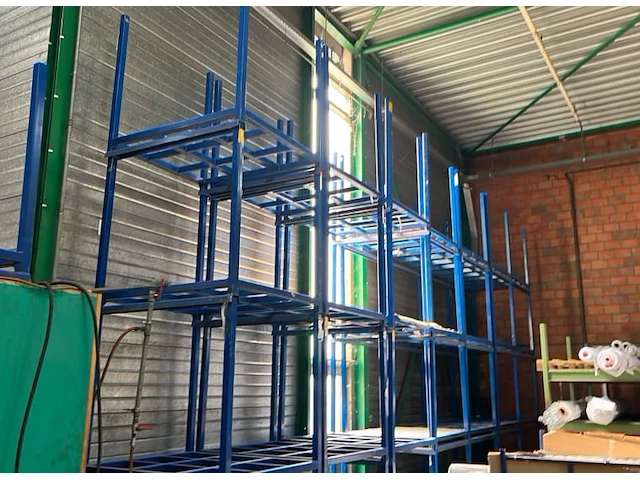 Stapelbare transport frames - afbeelding 3 van  4