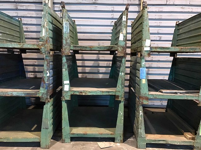 Stapelkrat staal (3x) - afbeelding 1 van  2