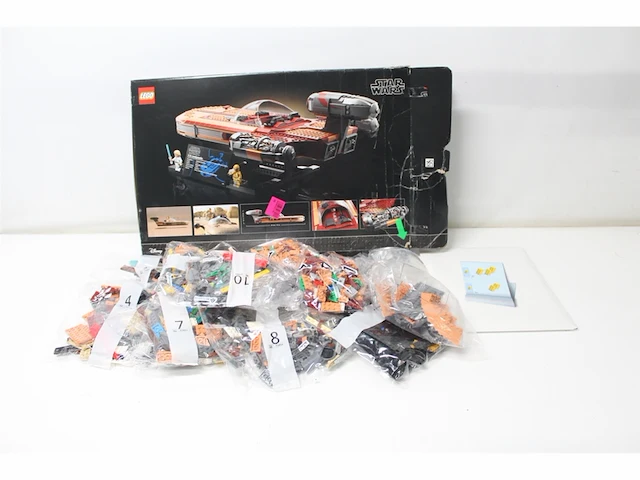 Star wars 75341 luke skywalker's landspeeder, model ruimteschip - afbeelding 4 van  5