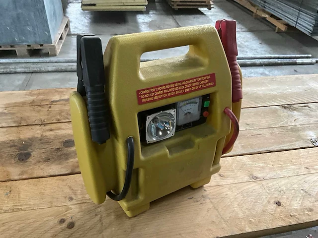 Startbooster 12v - afbeelding 1 van  2