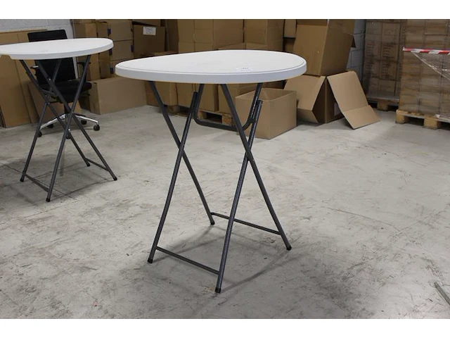 Statafel 110 cm hoog en 80 cm doorsnede. - afbeelding 1 van  2