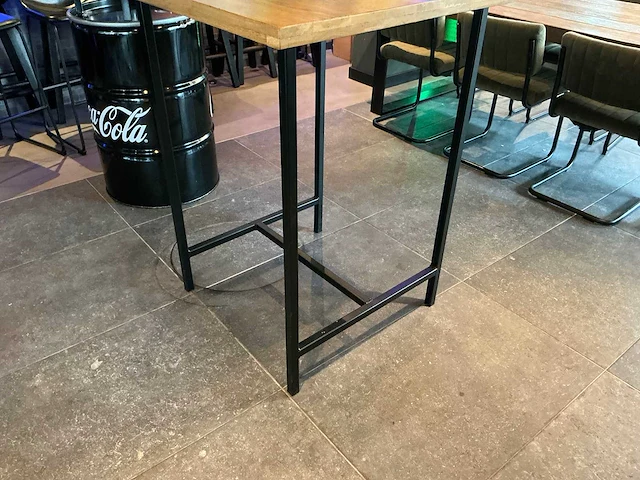 Statafel met eiken blad - afbeelding 2 van  3