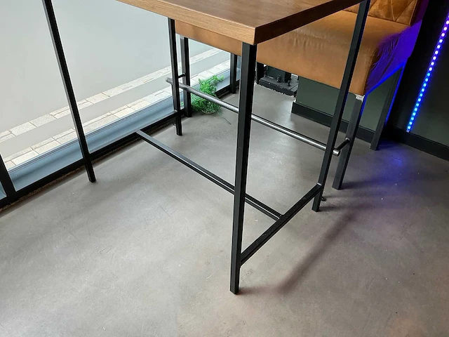 Statafel met eiken blad - afbeelding 2 van  3