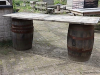 Statafel op houten tonnen - 240x76x95cm - afbeelding 2 van  5