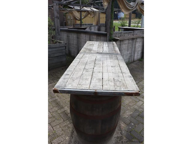 Statafel op houten tonnen - 240x76x95cm - afbeelding 5 van  5