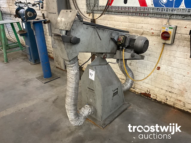 Stationaire back-stand schuurmachine - afbeelding 1 van  5
