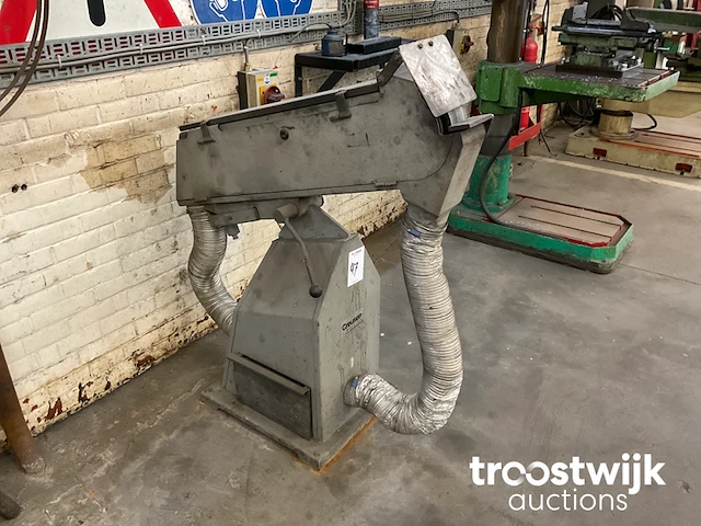 Stationaire back-stand schuurmachine - afbeelding 2 van  5
