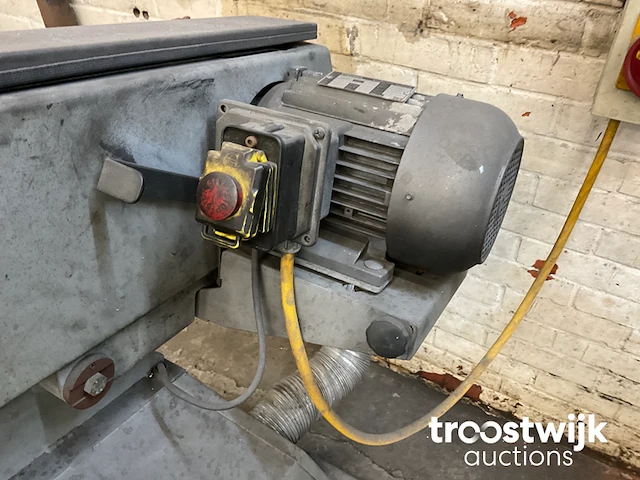 Stationaire back-stand schuurmachine - afbeelding 3 van  5