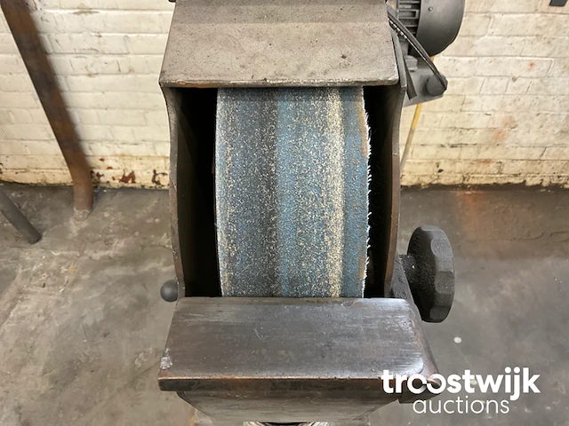 Stationaire back-stand schuurmachine - afbeelding 4 van  5