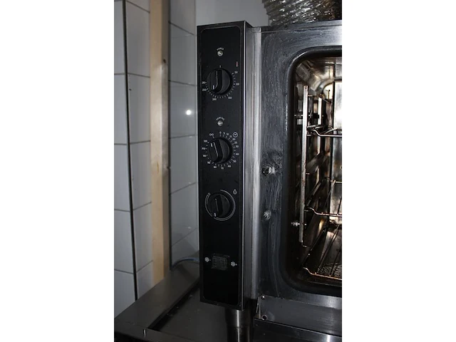 Steamer giorik me5232 met afmeting 60 x 63 x 70 cm. bouwjaar vermoedelijk 2014. - afbeelding 3 van  4