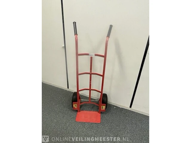 Steekwagen rood - afbeelding 1 van  3