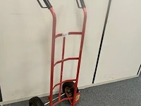 Steekwagen rood - afbeelding 2 van  3