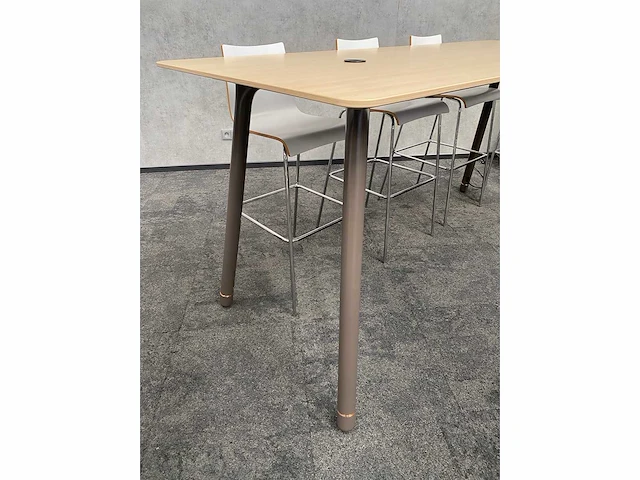 Steelcase - 8 persoons barset 215x92 - afbeelding 15 van  18