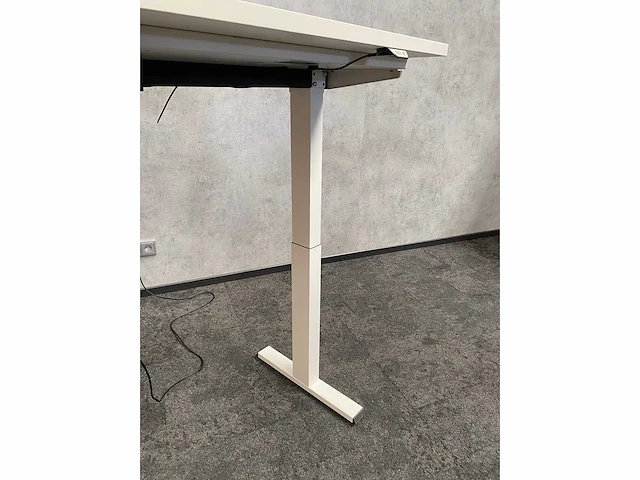 Steelcase - elektrisch zit-sta bureau 120x80 - taupe - afbeelding 3 van  18